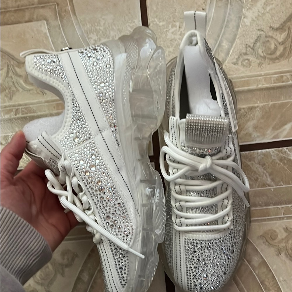 Elegant White Rhinestone Sneakers